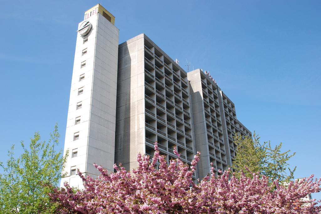 Intourist-Zakarpattia Hotel Uzhhorod Εξωτερικό φωτογραφία